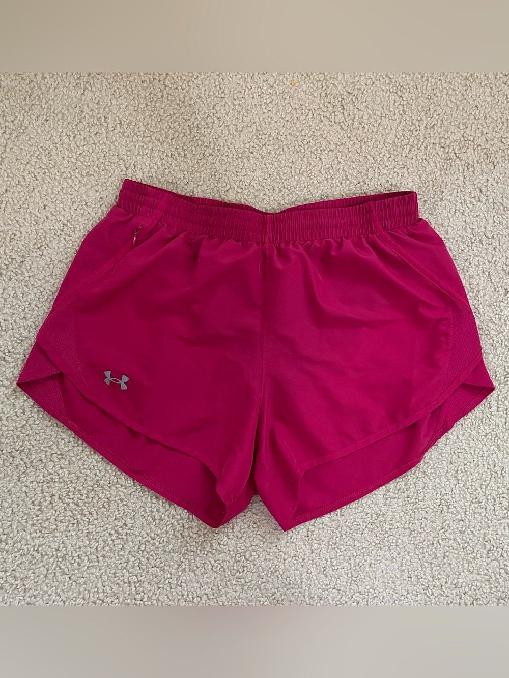 Under Armour Women’s Shaded Fuchsia Fly-By 3" Shorts - Medium